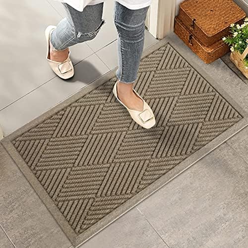 Inviting Diamond Front Door Mat